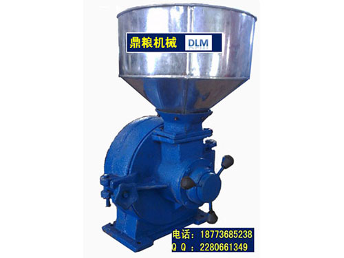 30型磨片式粉碎機(jī)、磨粉機(jī)磨粉機(jī)，磨片式，產(chǎn)量達(dá)1000公斤時(shí),粗細(xì)可調(diào)